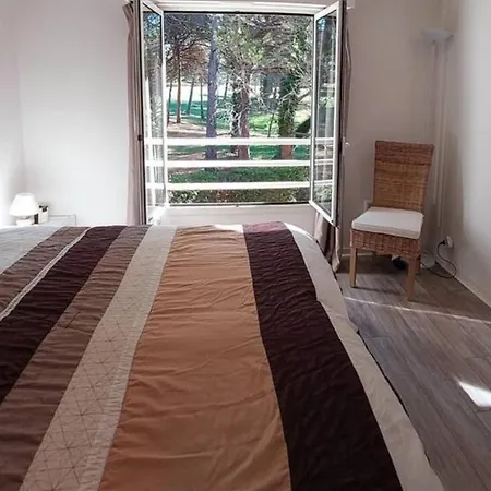 Lejlighed Propriete Sur Parcours De Golf Saint-Raphaël